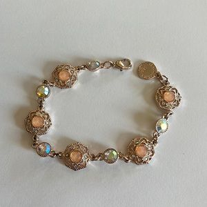 Vintage Liz Claiborne bracelet.